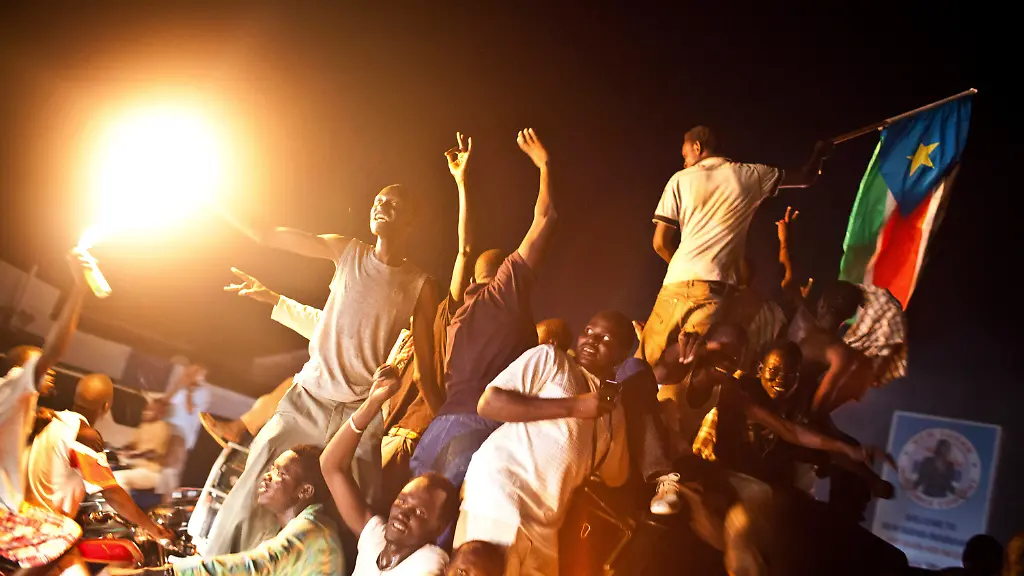 1310171211-jpg834513922389605157