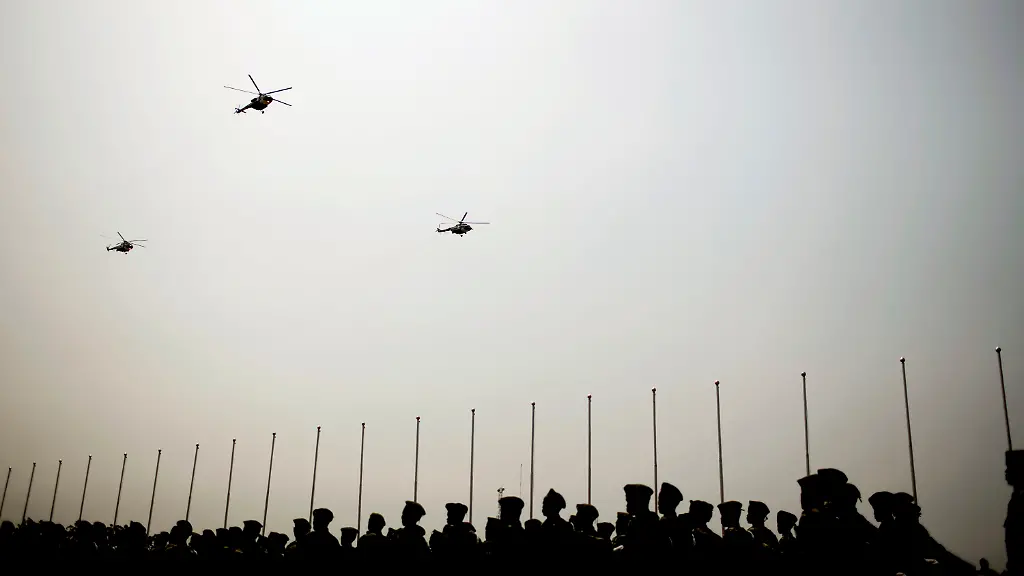 DAB2432-20110707-jpg4767666282796423950