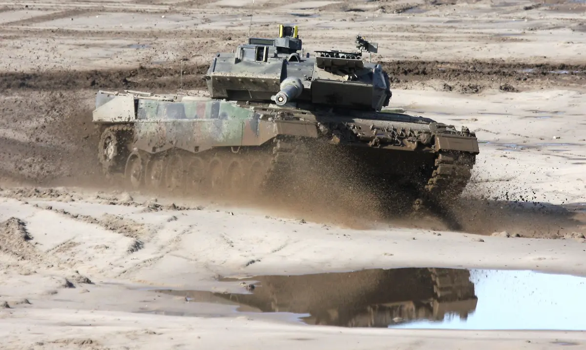 2yts4235-jpg4215197555494410042