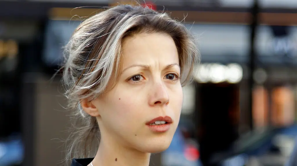 2011-07-04T133411Z-01-SIN701-RTRMDNP-3-STRAUSSKAHN-FRANCE-BANON-JPG2556981072734853427