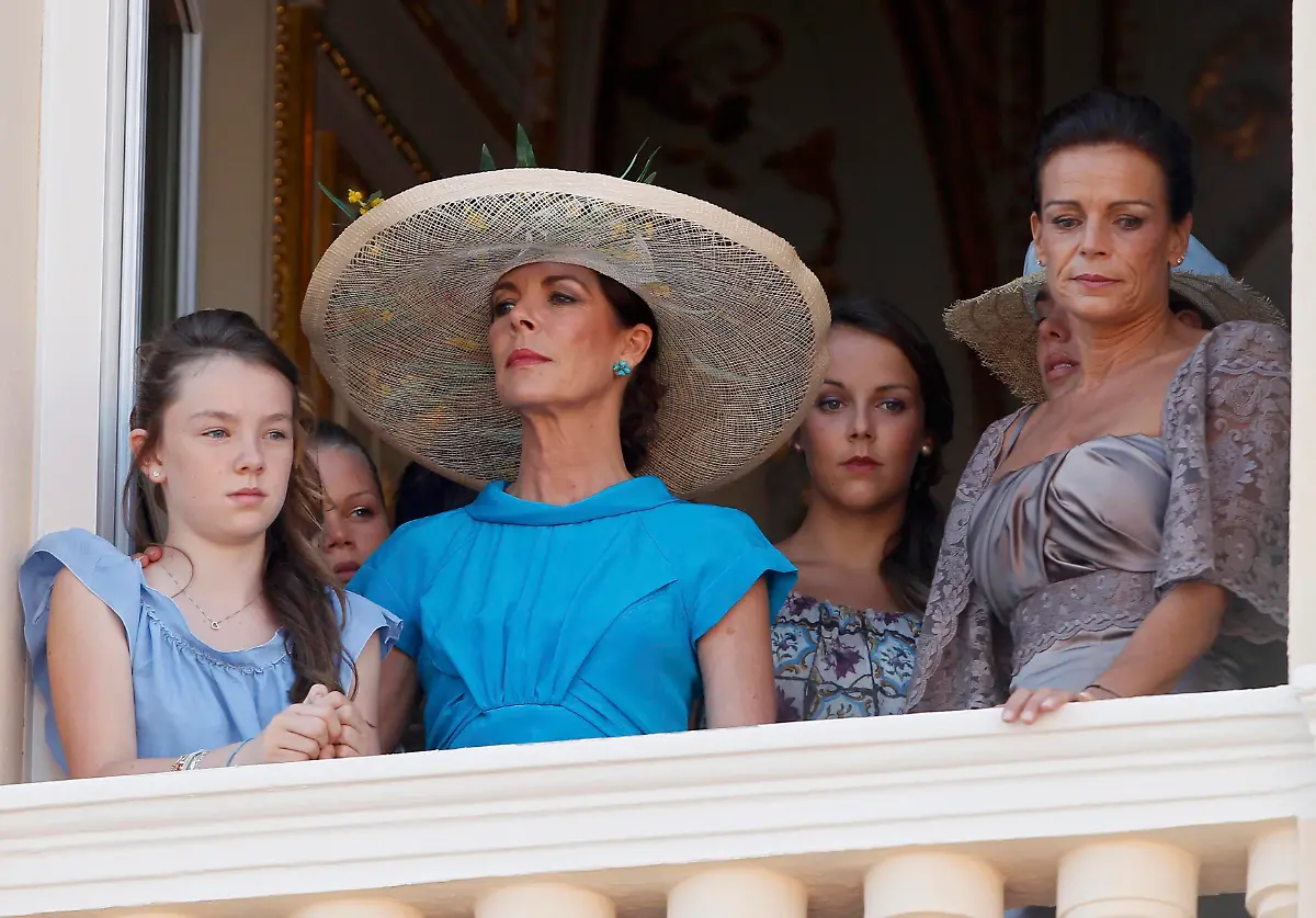 2011-07-01T181134Z-01-MCO137-RTRMDNP-3-MONACO-WEDDING-JPG6470640041226668823