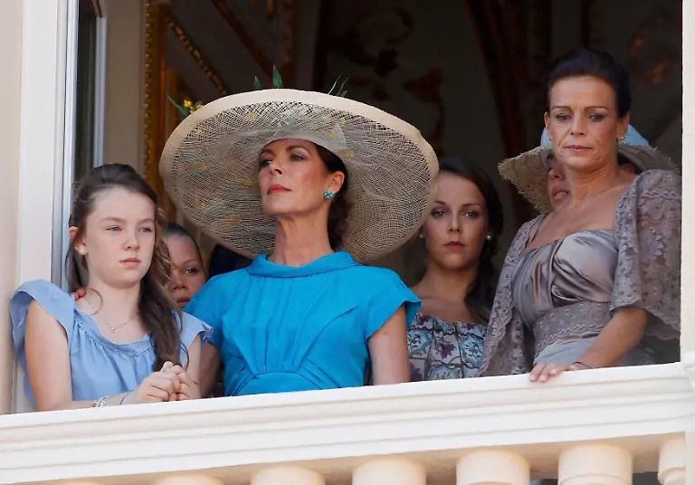 2011-07-01T181134Z-01-MCO137-RTRMDNP-3-MONACO-WEDDING-JPG6470640041226668823