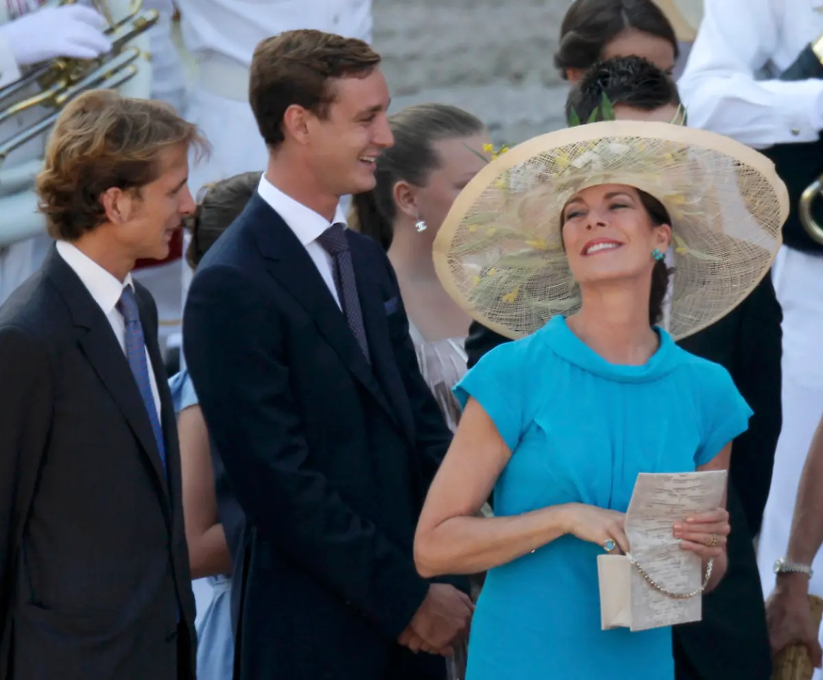 2011-07-01T185503Z-01-CIR113-RTRMDNP-3-MONACO-WEDDING-JPG357487055291992621