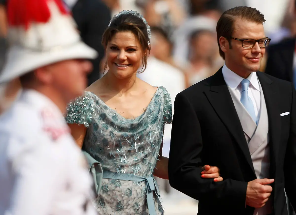 2011-07-02T175511Z-01-MCOP565-RTRMDNP-3-MONACO-WEDDING-JPG2448932676661799666