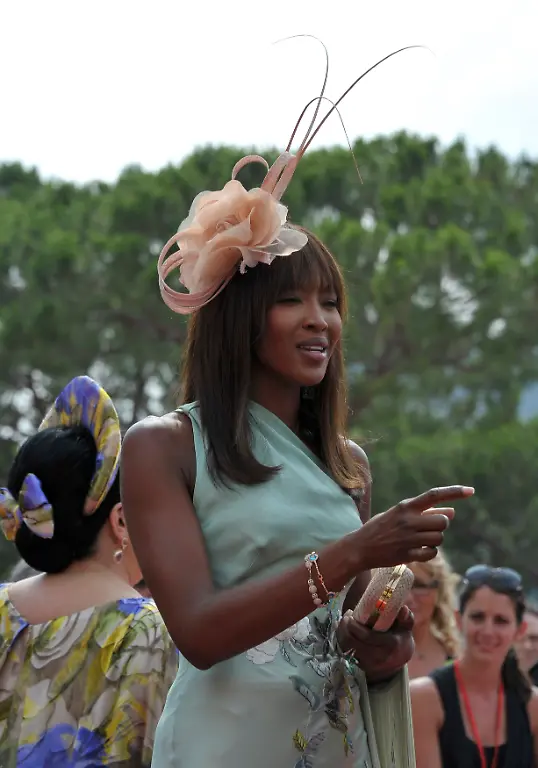 2011-07-02T152912Z-01-MCOP108-RTRMDNP-3-MONACO-WEDDING-JPG4178159307063629362