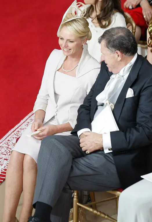 2yta5913-jpg198132718431744372