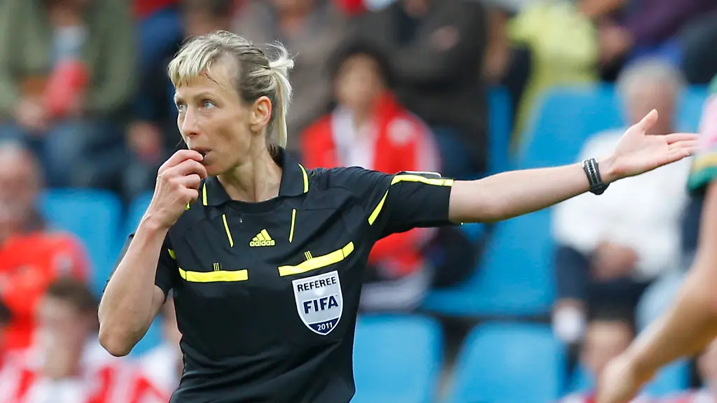 DI10196-20110703-jpg8995479098361740720