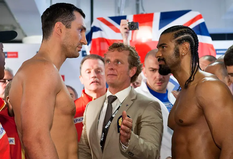 2011-07-01T140022Z-01-MMM105-RTRMDNP-3-BOXING-JPG5070461920270439855