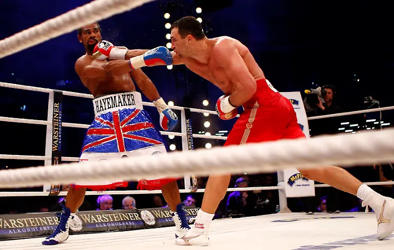 2011-07-02T231636Z-01-KAI06-RTRMDNP-3-BOXING-WORLD-WINNER-JPG277645919071910424