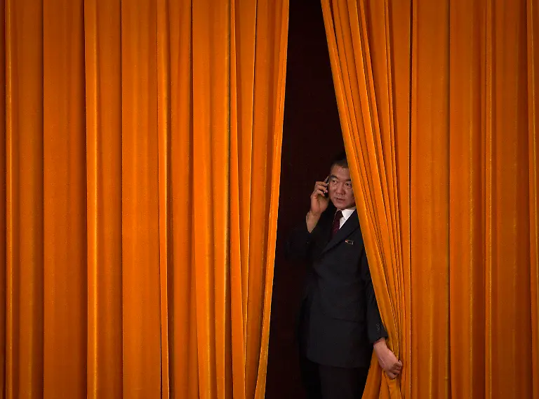 1309503812-jpg8951393480199492953