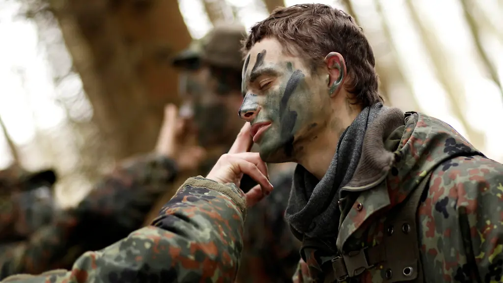 DI10023-20110628-jpg277914282027990212