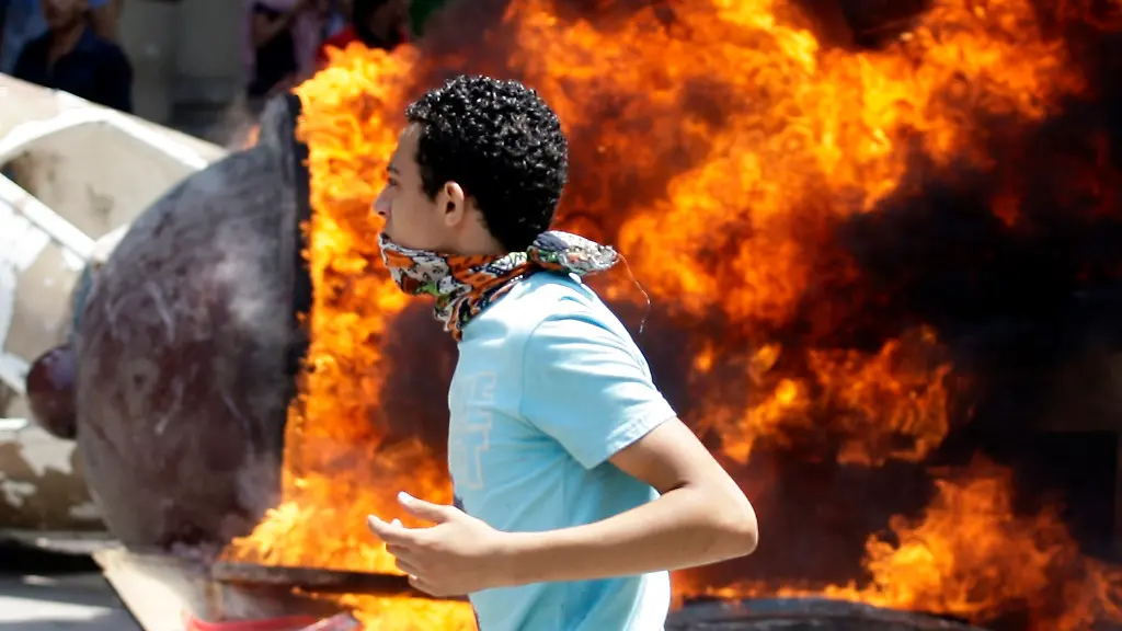 2011-06-29T140424Z-01-CAI124-RTRMDNP-3-EGYPT-PROTEST-JPG6364024624123121292