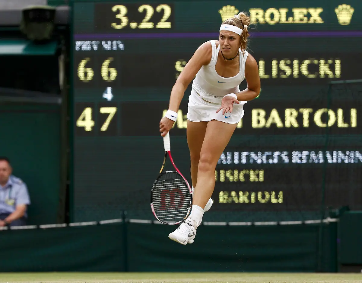 2011-06-28T144617Z-01-WIM068-RTRMDNP-3-TENNIS-WIMBLEDON-JPG7555214739318138669