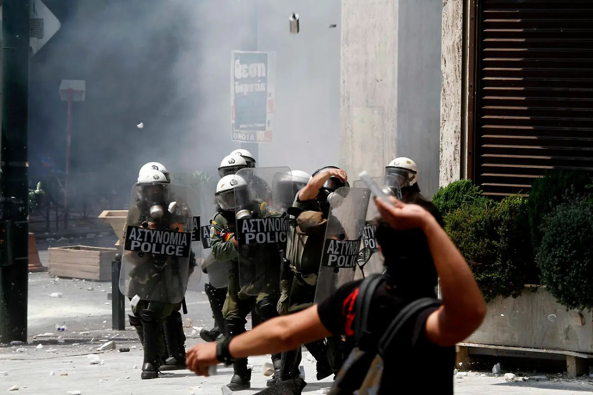 DAB2348-20110628-jpg731451648701949458