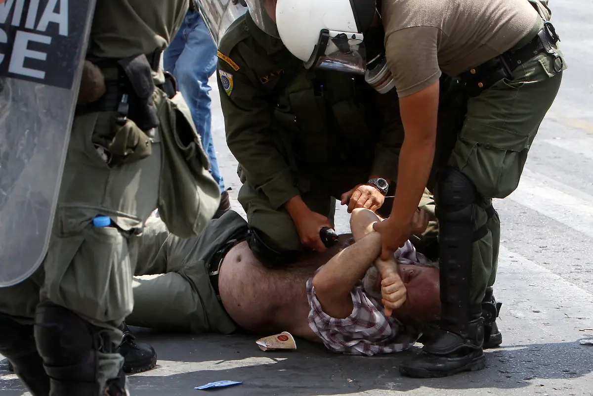 DAB2131-20110628-jpg4586939257234887539