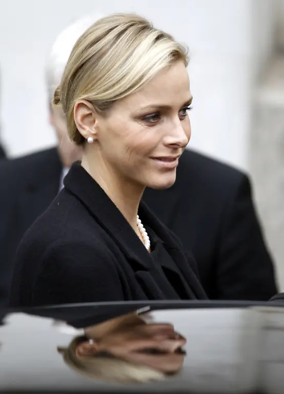 AP110405121663