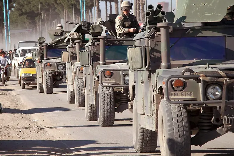 2ym72715-jpg9059961613973791381