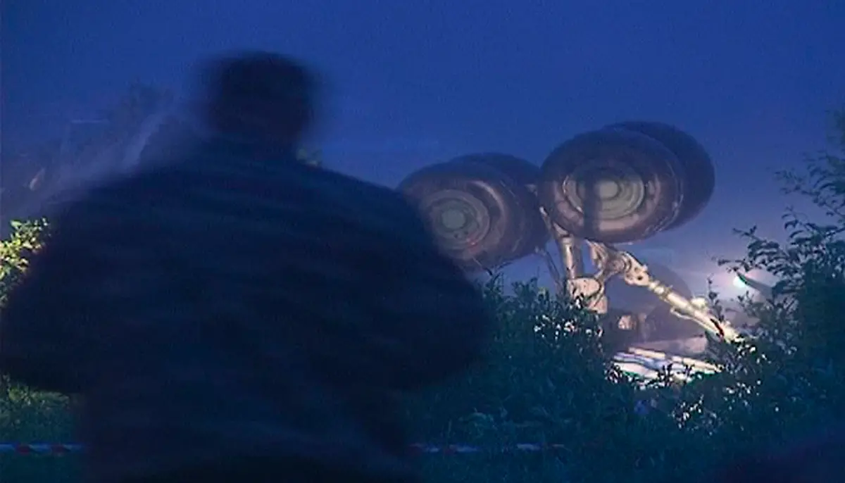 2011-06-21T030748Z-01-MOS06-RTRMDNP-3-RUSSIA-CRASH-PLANE-JPG8302733902654884910