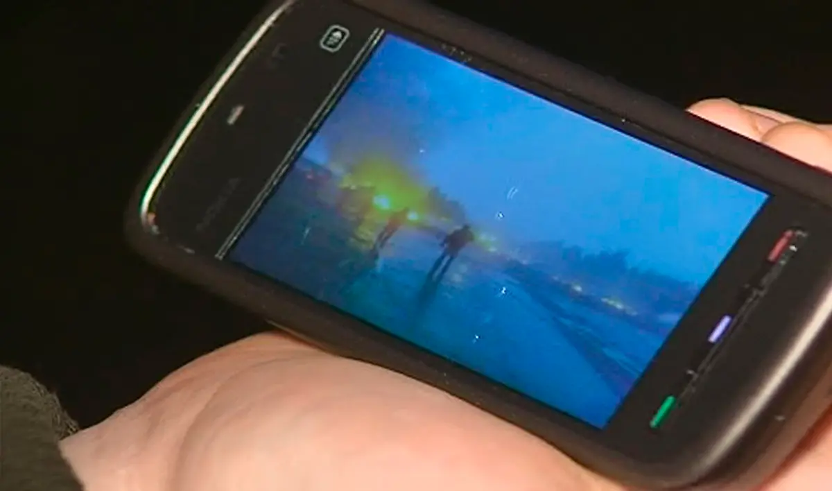 2011-06-21T021846Z-01-MOS03-RTRMDNP-3-RUSSIA-CRASH-PLANE-JPG2712727684014690312