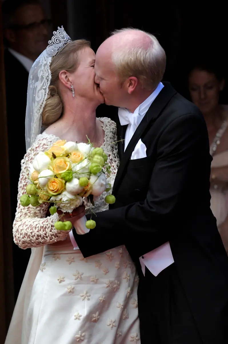 1308417200-jpg3549437688903627682