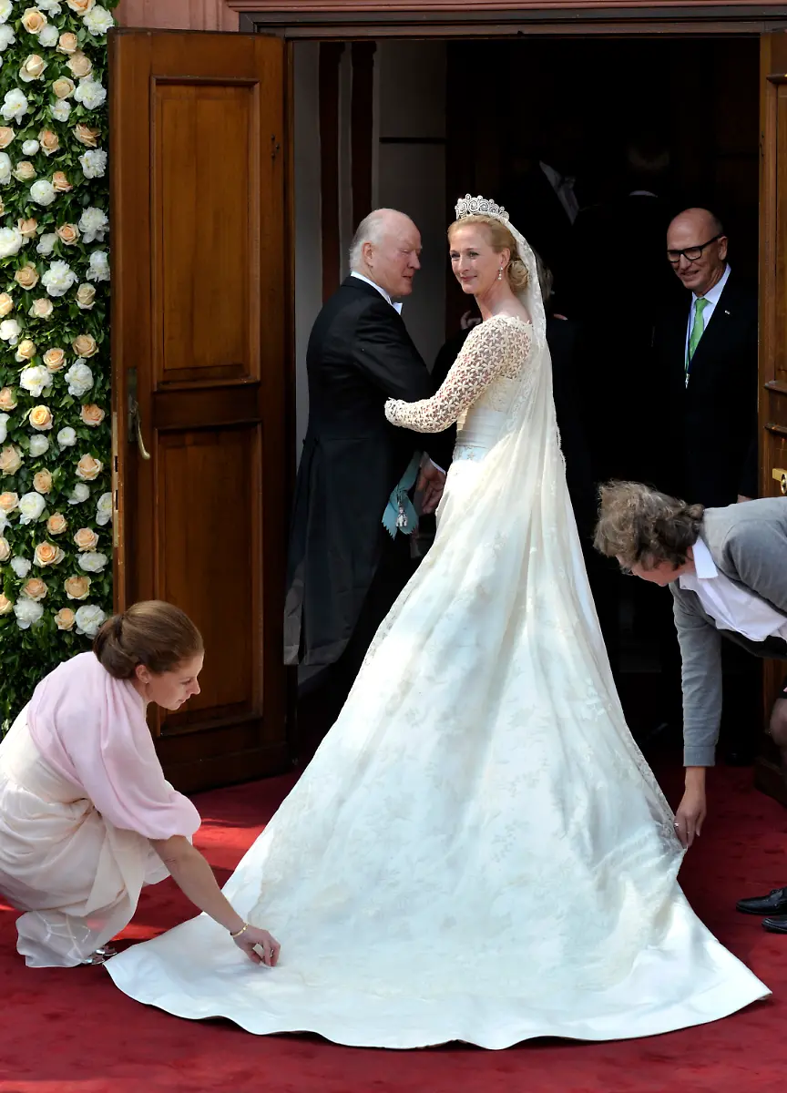 DI10250-20110618-jpg8643885791937676570