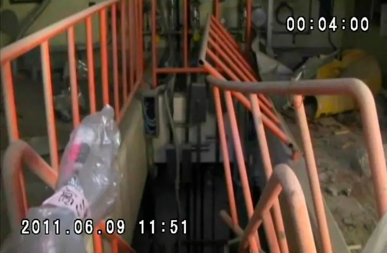 2011-06-15T112723Z-01-TOK802-RTRMDNP-3-JAPAN-TEPCO-JPG2929573519292920445