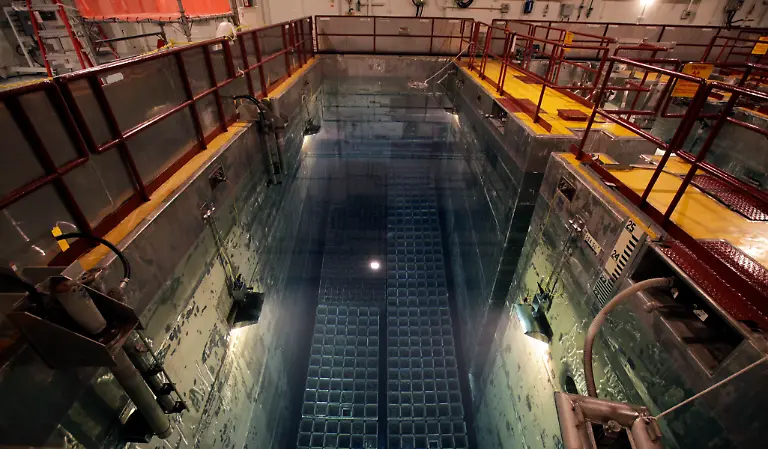 DAB2166-20110613-jpg6847372577352567620