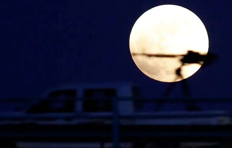 2011-06-15T232912Z-01-AMR10-RTRMDNP-3-LIBYA-JPG5278668219777145220