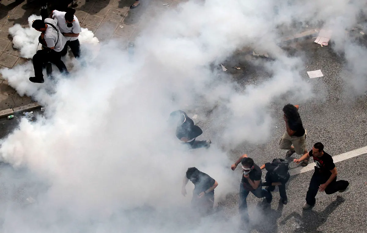 1308142707-jpg6750235538384185315