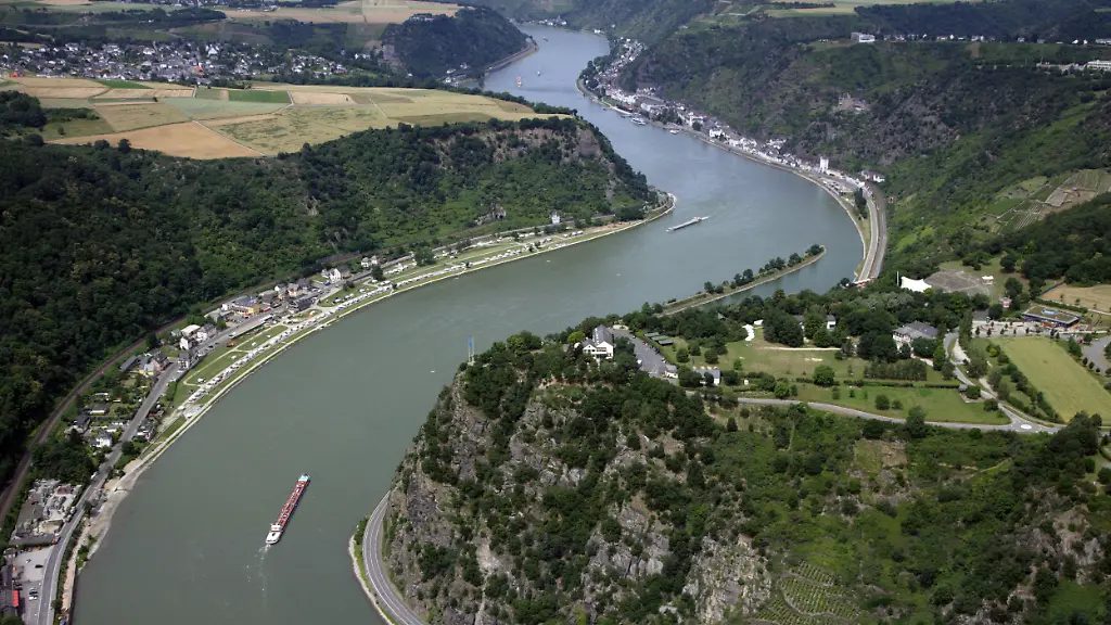 Loreleyfelsen-bei-St-Goar