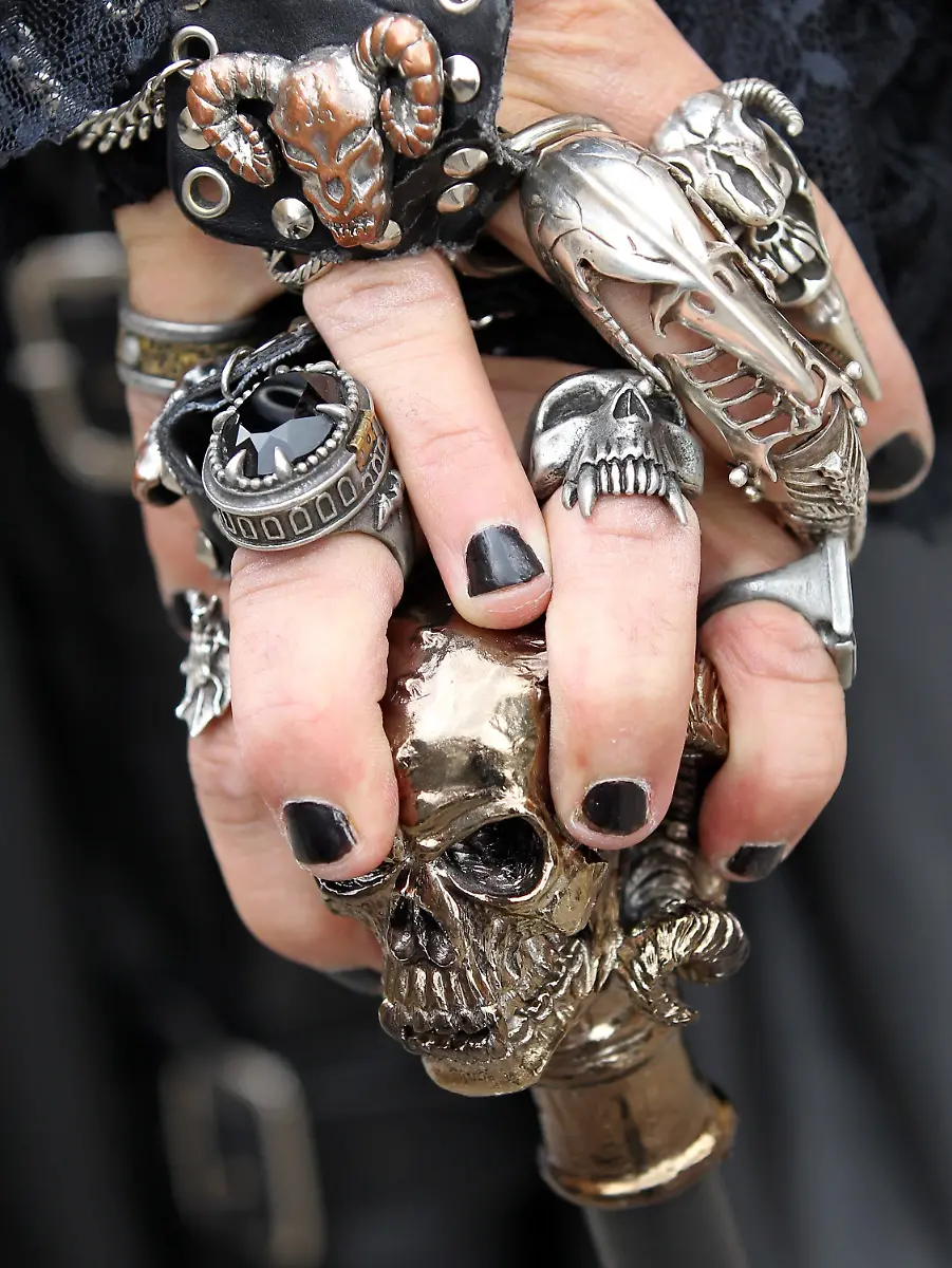 2ydr5203-jpg685598838036882589