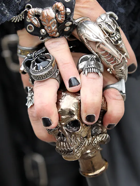 2ydr5203-jpg685598838036882589