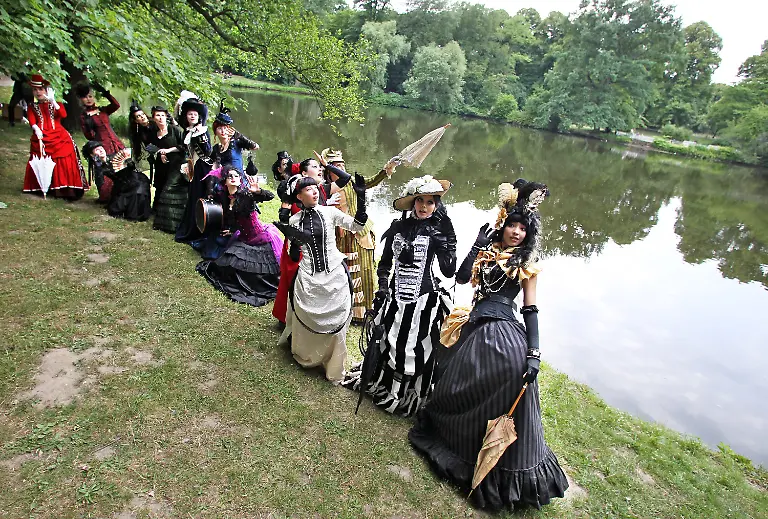 2ye70022-jpg7149729966730812176