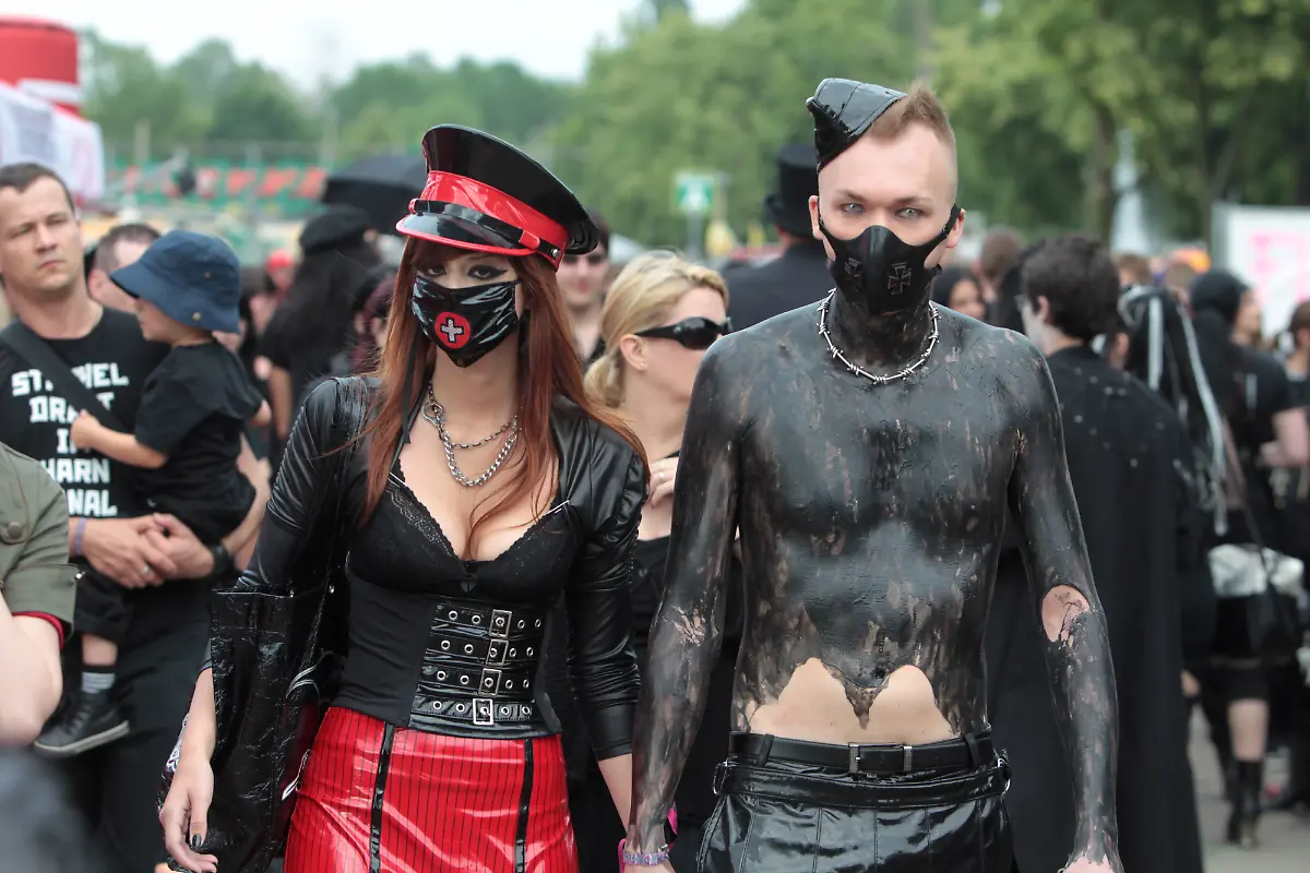 DI10003-20110613-jpg5771206817561563190