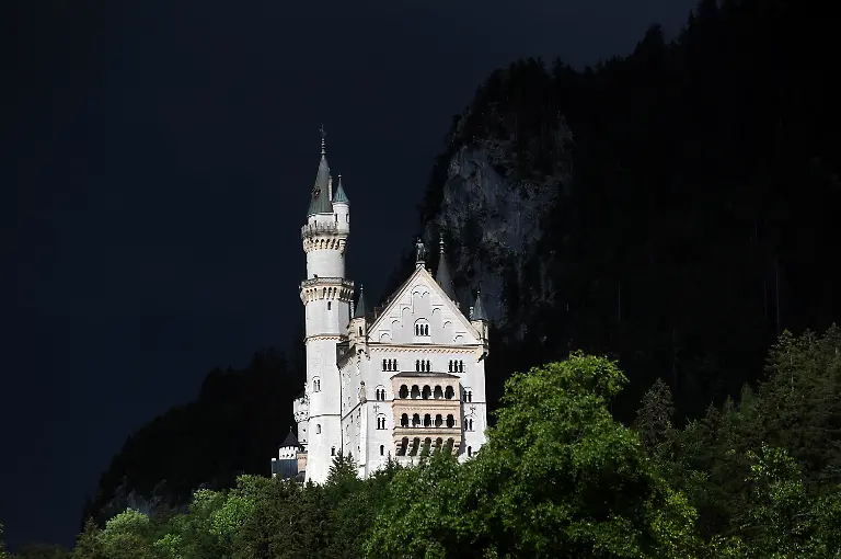 2yat0243-jpg6041368572172872284