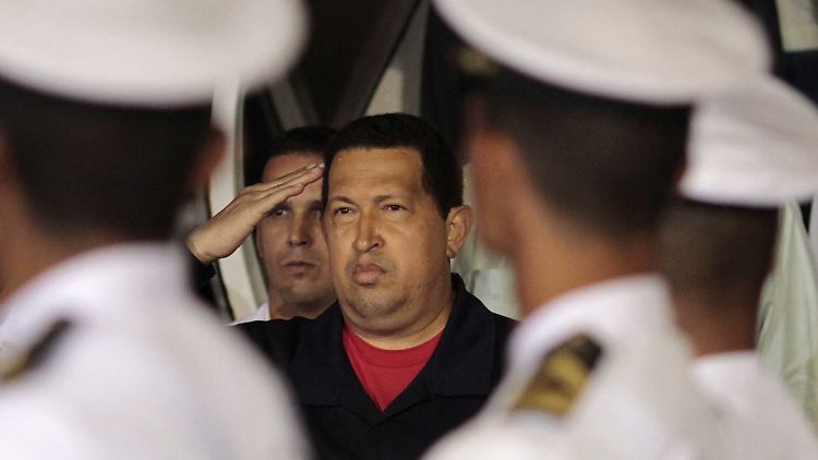 Chávez wird in Caracas begrüßt.
