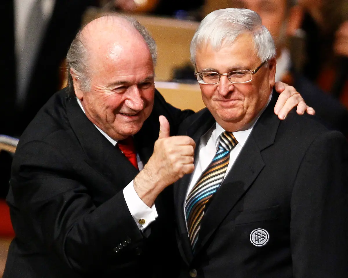 2011-06-01T064804Z-01-WR910-RTRMDNP-3-SOCCER-FIFA-GERMANY-JPG7666624310371602368