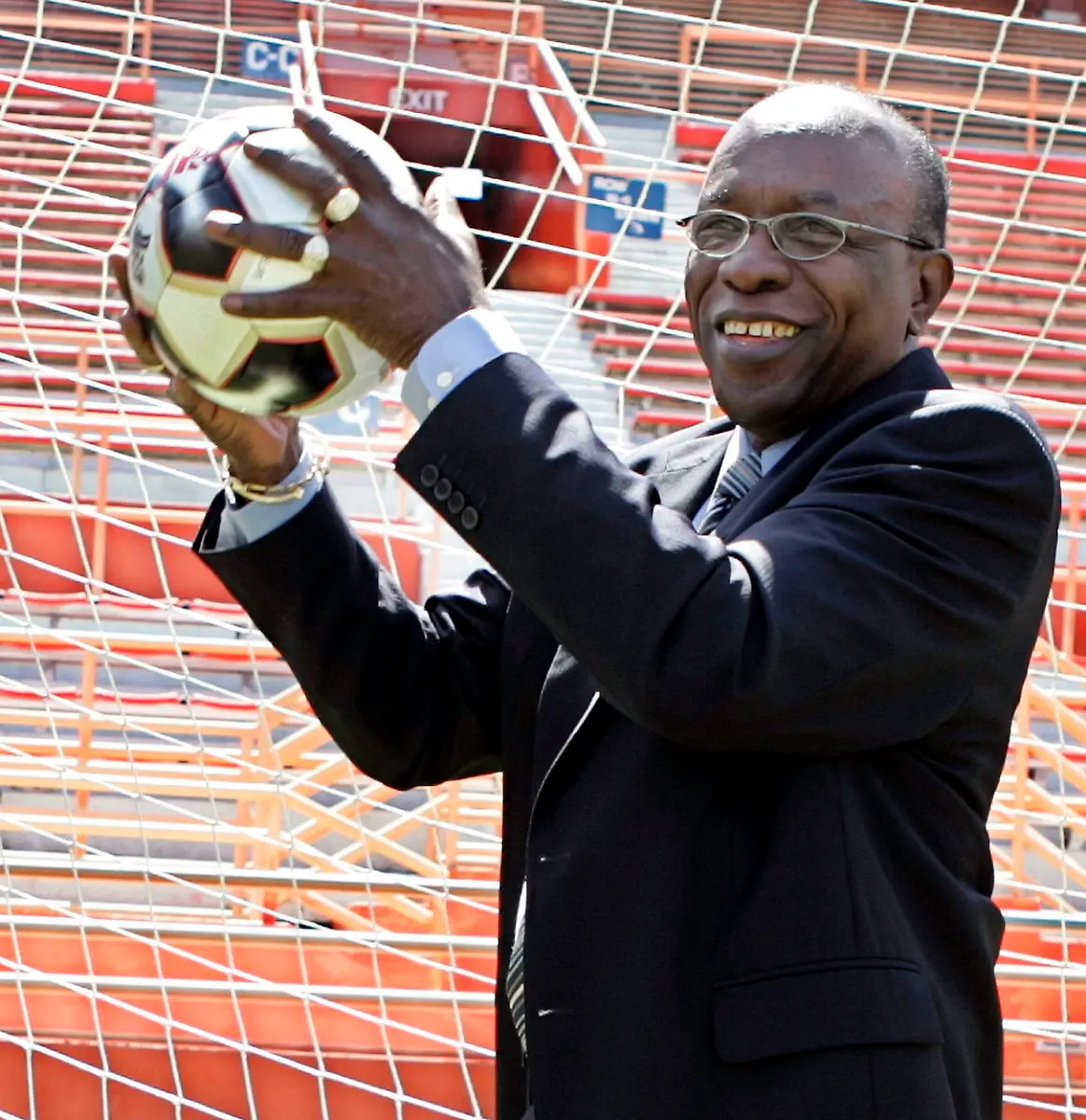 2y673213-jpg4762707221378294402