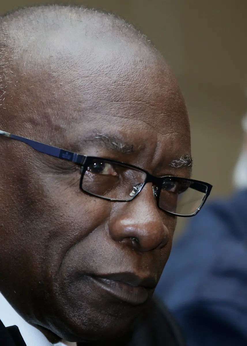 2011-05-25T114325Z-01-SIN50-RTRMDNP-3-SOCCER-FIFA-JPG464713014350954298