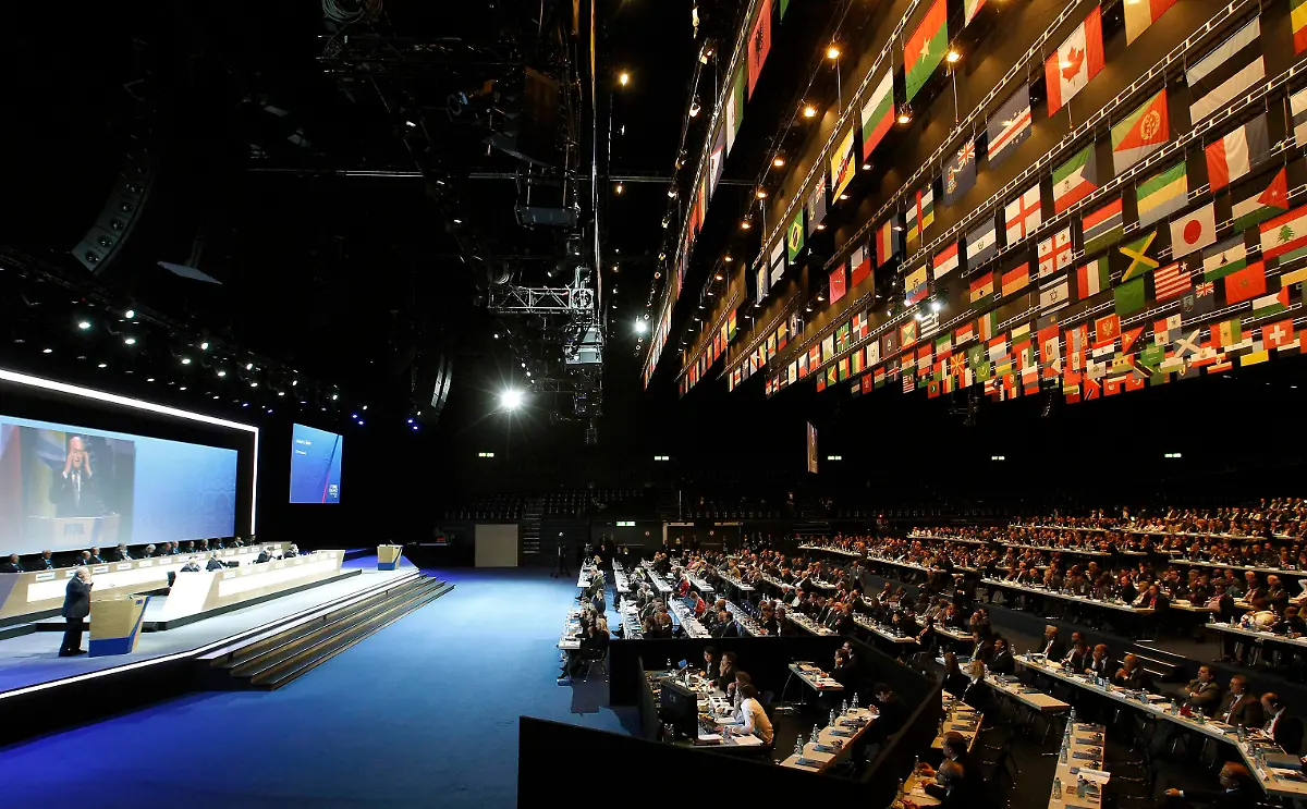 2011-06-01T083709Z-01-ZUR402-RTRMDNP-3-SOCCER-FIFA-JPG6514123638911219147