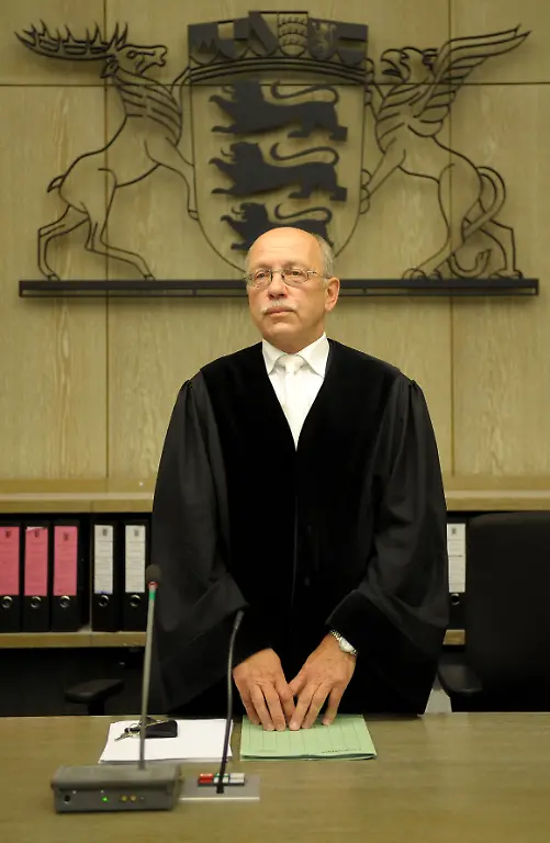 1306828734-jpg3473999341010962883