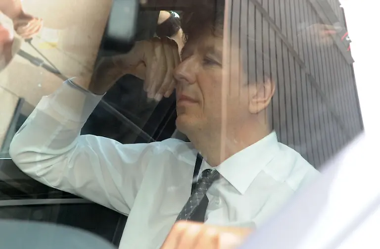 2y6w4833-jpg7941338799105738586