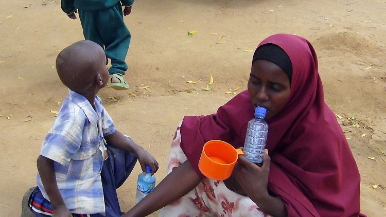 Monat für Monat versuchen hunderte Flüchtlinge aus Afrika Europa zu erreichen.