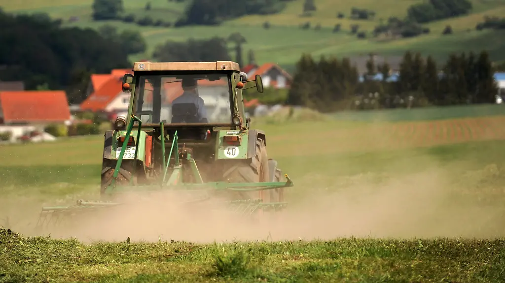 2y2t0330-jpg8529085615718226763