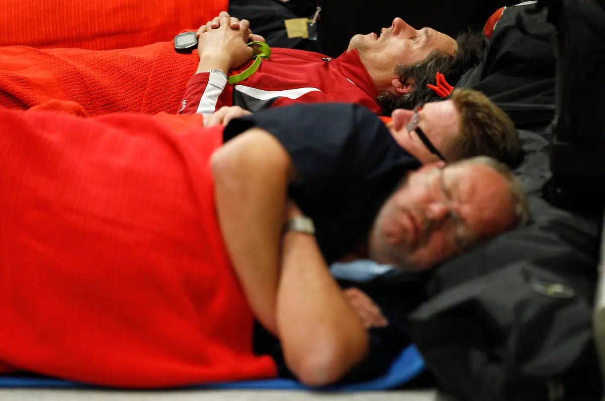 2011-05-24T112650Z-01-DMR012-RTRMDNP-3-ICELAND-VOLCANO-JPG6480522057428260661