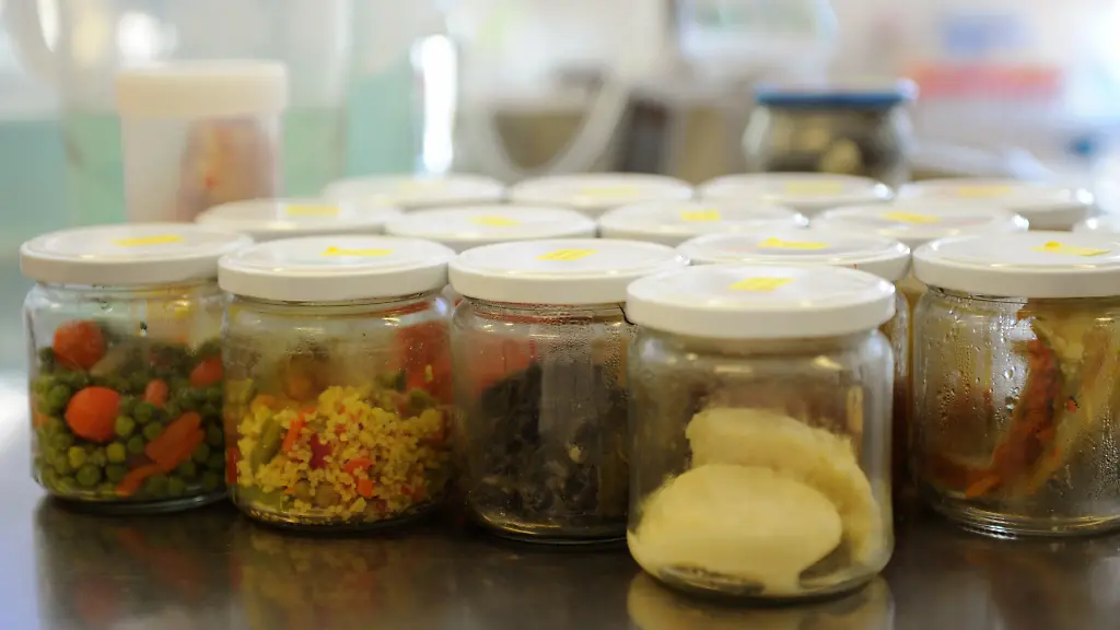 2y1s2835-jpg6442274330616589302