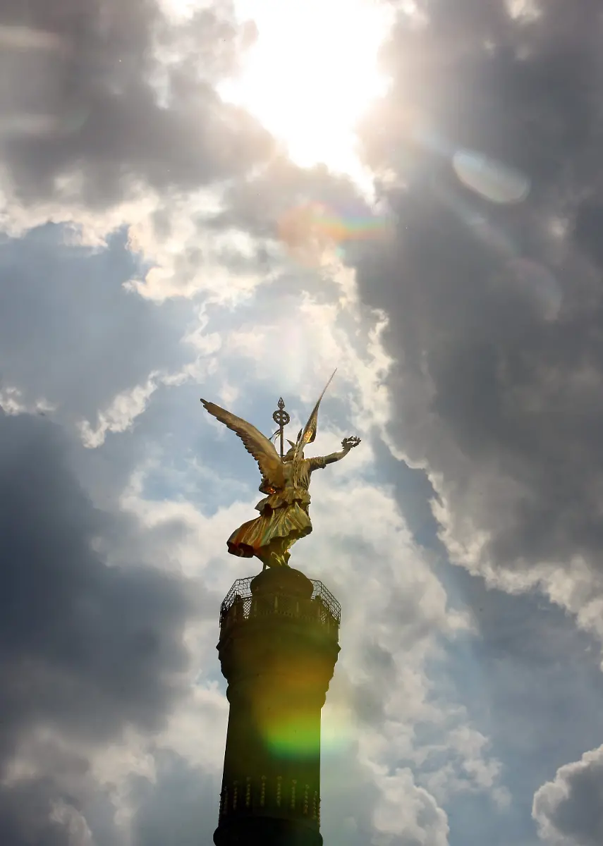 2y155050-jpg2125735695011643528