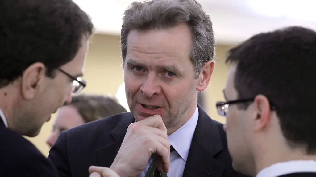 DAB3725-20110517-jpg6949160624404246552