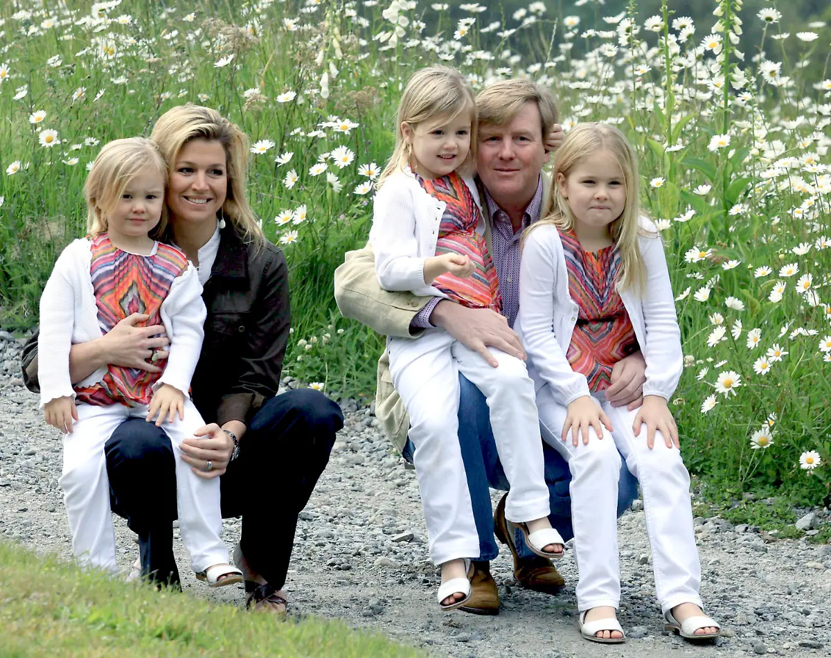 2xwt0145-jpg2831070612659594419