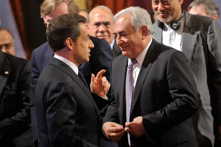 2011-05-15T053916Z-01-PHW104-RTRMDNP-3-STRAUSSKAHN-JPG8960537287161400417